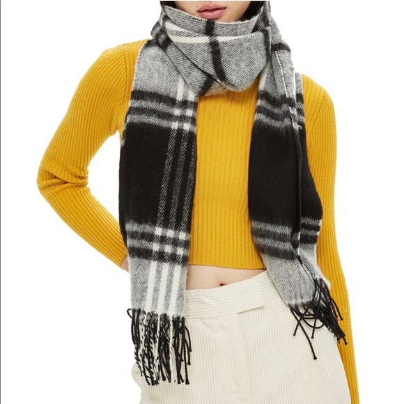 Topshop Check Scarf - Picture 2 of 4